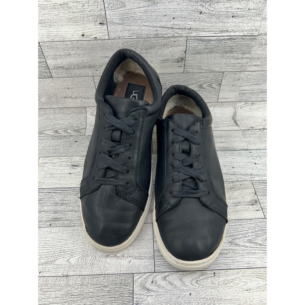 UGG Jass Black Leather Shearling Lined Low Top Sneakers 1102289 Women Sz 7